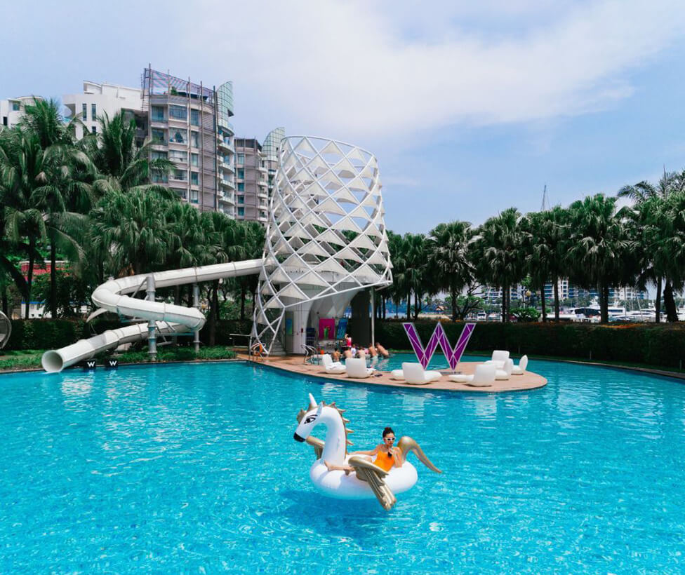W Singapore – Sentosa Cove, WET Deck
